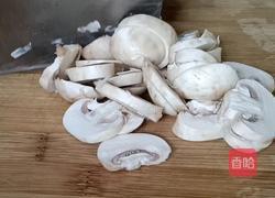 口蘑腊味豆腐的做法图解3