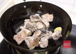 酸菜炖排骨的做法图解6