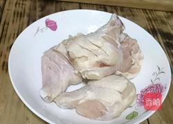 鸡腿烧萝卜的做法图解1