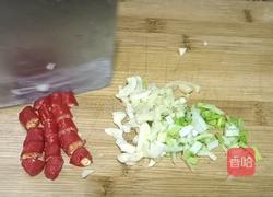 鸡腿烧萝卜的做法图解3