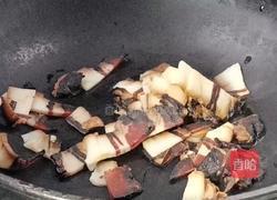 酱油肉炒萝卜片的做法图解4