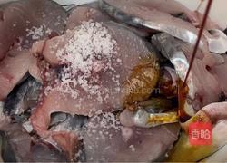 蒜香马鲛鱼的做法图解3