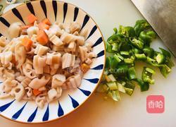 节日热菜——清炒藕丁的做法图解1