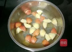 苹果银耳糖水的做法图解2