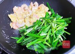 虾仁鸡蛋炒韭菜的做法图解8