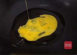 鸡蛋炒口蘑的做法图解3