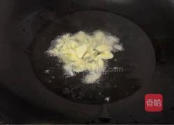 牛肉炒豆角的做法图解3