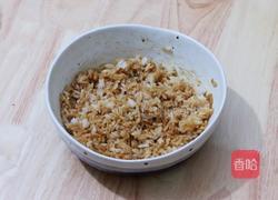 腊肠鸡蛋炒饭的做法图解2