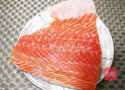 青柠香煎三文鱼的做法图解5