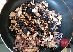 香菇木耳肉酱面（宝宝版）的做法图解4