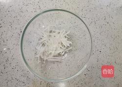 零基础小白宝妈自制白萝卜煎饼 超简单搅一搅就成功 的做法图解2
