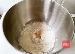 纯牛奶吐司(无蛋版)的做法图解2