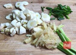 蒜煎带鱼的做法图解3