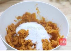 爆浆红薯芝士球的做法图解5