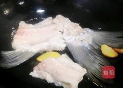 芹根鱼骨汤的做法图解5