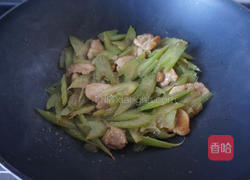 西芹炒肉片的做法图解11