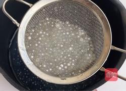 草莓西米牛乳杯的做法图解6