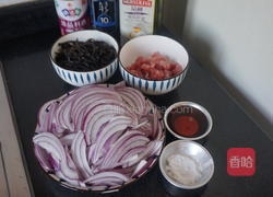 洋葱木耳炒肉丝的做法图解1