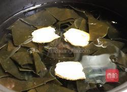 枸杞豆腐海带汤的做法图解2