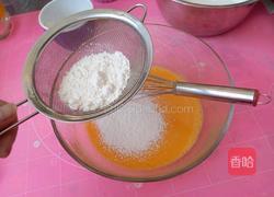 不开裂的蛋糕卷的做法图解8