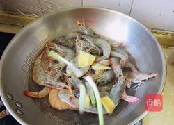 盐水大虾的做法图解1