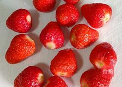 草莓奶冻杯的做法图解4