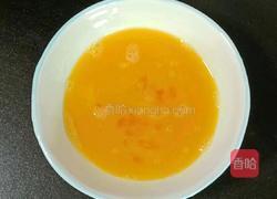 胡萝卜木耳蛋炒饭的做法图解5