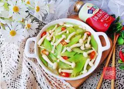 Illustration of how to make white jade mushrooms and stir-fried lettuce 12