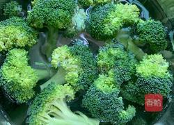 广式腊味煲仔饭的做法图解2