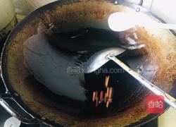 红烧肉焖菜树菇的做法图解3