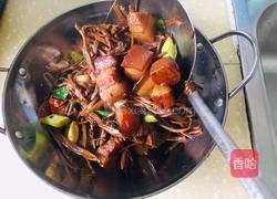 红烧肉焖菜树菇的做法图解11