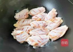 鸡翅年糕虾煲的做法图解4