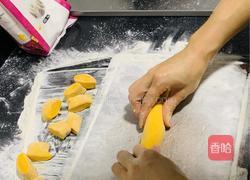 南瓜柳葉餃。的做法图解4