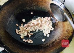 香菇炸酱面的做法图解3