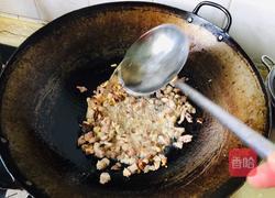 香菇炸酱面的做法图解5