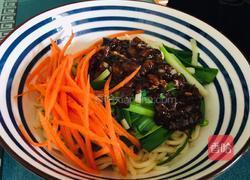 香菇炸酱面的做法图解11