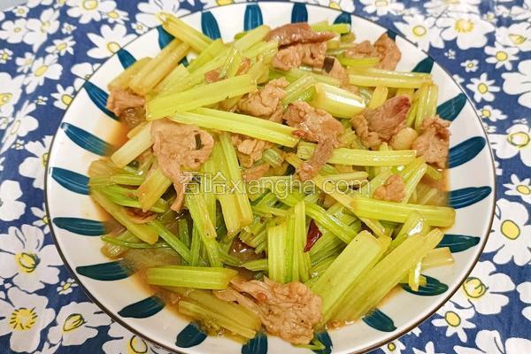 芹菜炒肉