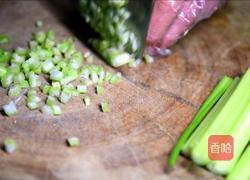 松蘑豆腐饺的做法图解3