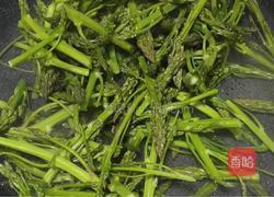 清炒芦笋尖的做法图解2