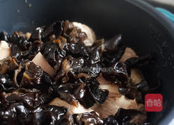 木耳炖肉 的做法图解8