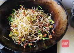 黄豆芽炒过油肉的做法图解6