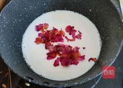 玫瑰花奶冻的做法图解4