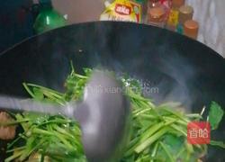 瘦肉水芹菜的做法图解6