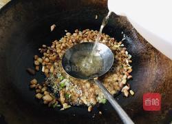 菠菜香菇炸酱面的做法图解4