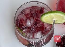 桑葚蔓越莓果汁饮的做法图解7