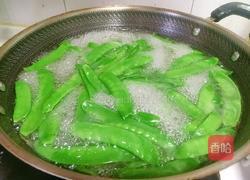 虫草花炒荷兰豆的做法图解5