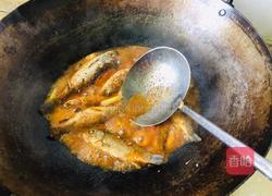 豆瓣酱烧小鲫鱼的做法图解9