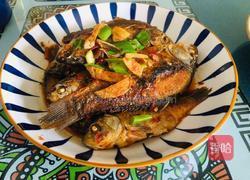 豆瓣酱烧小鲫鱼的做法图解11