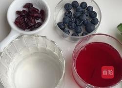 蓝莓蔓越莓冰粉的做法图解2