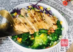 鸡胸肉彩蔬沙拉的做法图解9